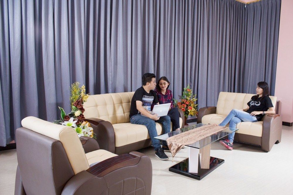Hotel Royal Manado Dış mekan fotoğraf