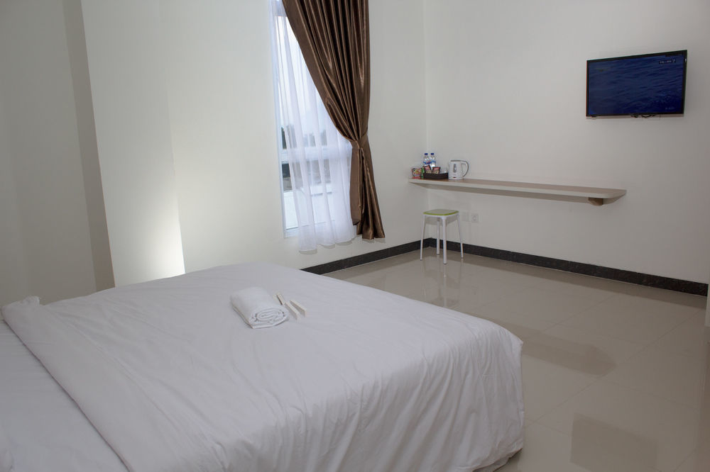 Hotel Royal Manado Dış mekan fotoğraf