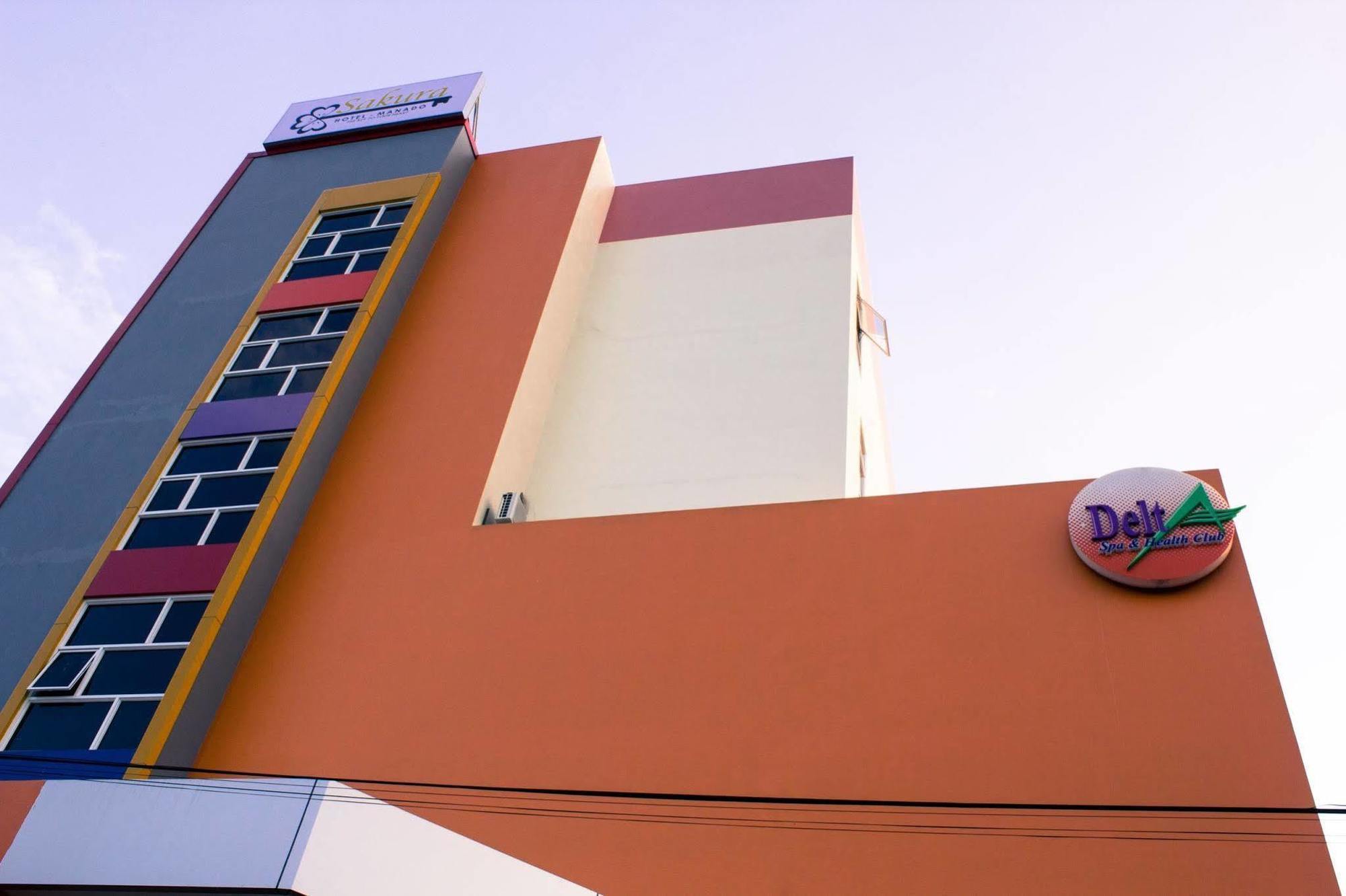 Hotel Royal Manado Dış mekan fotoğraf