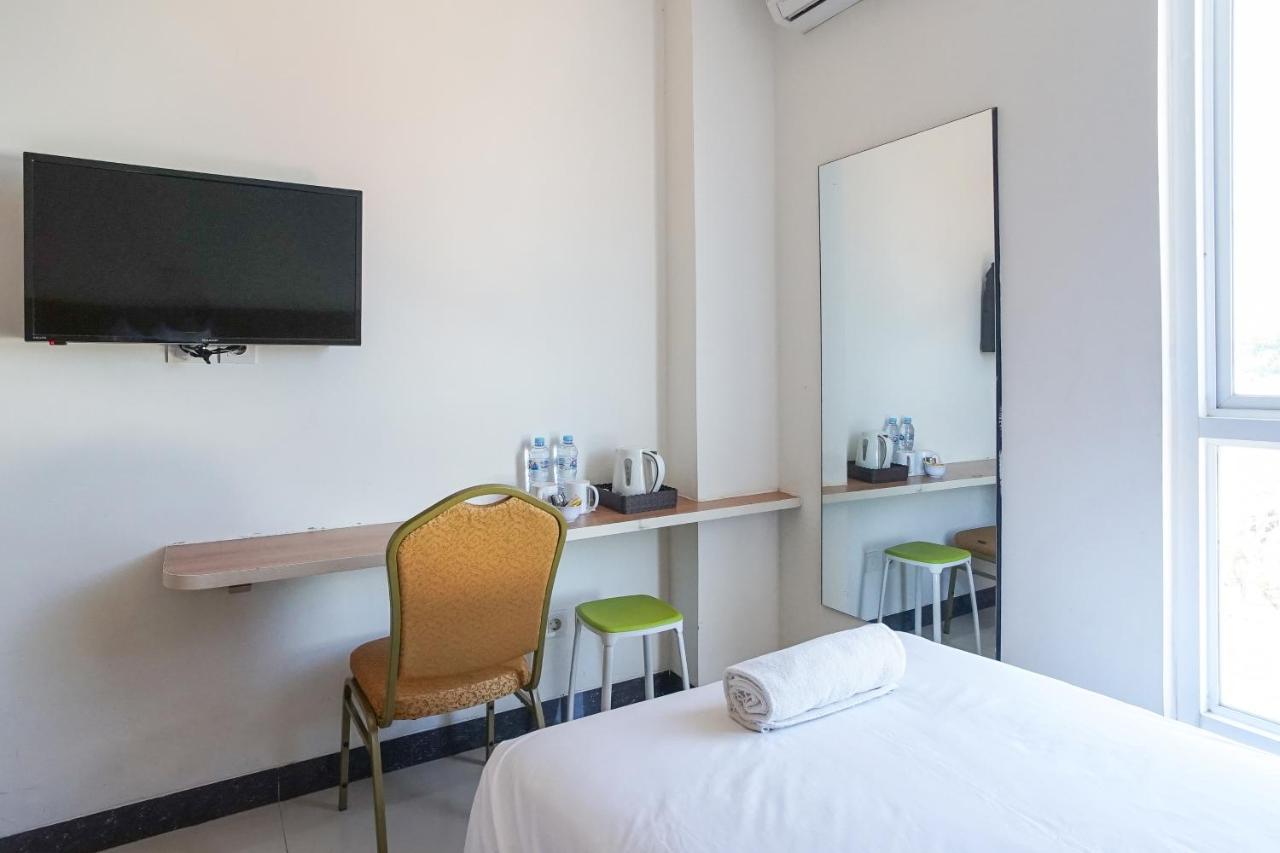 Hotel Royal Manado Dış mekan fotoğraf