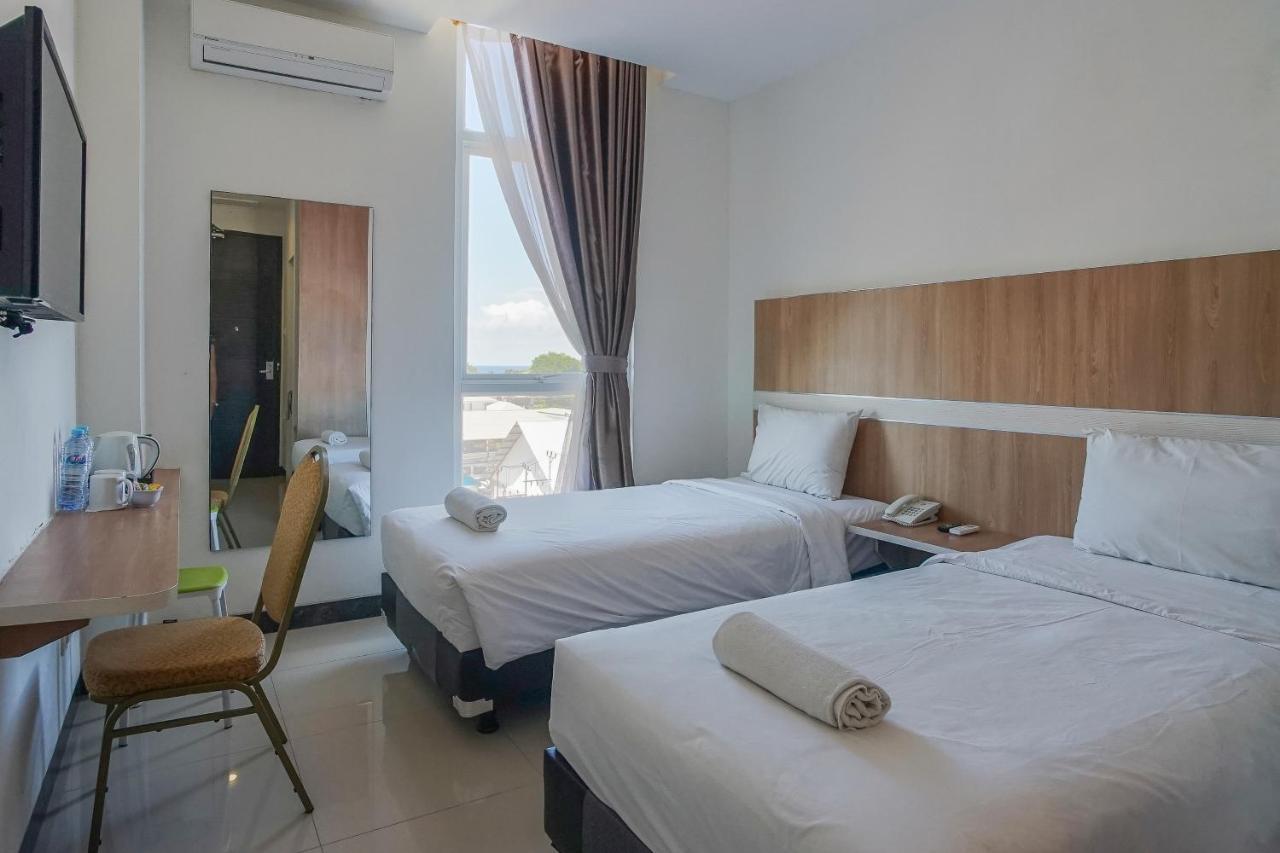 Hotel Royal Manado Dış mekan fotoğraf